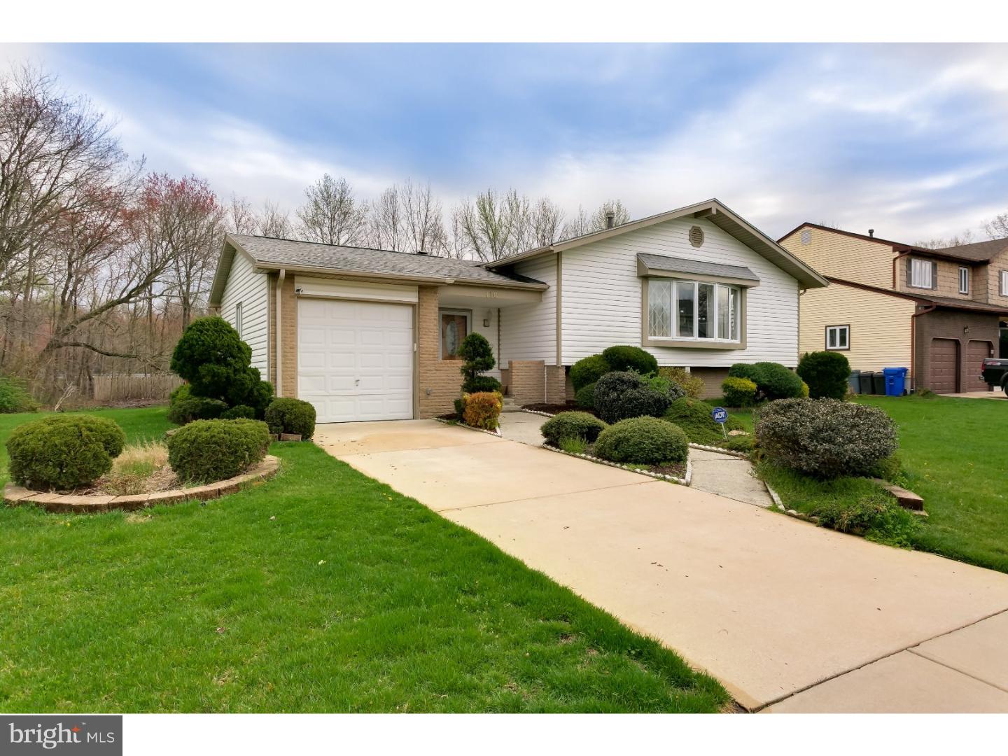 110 Dorchester Road Mount Laurel, NJ 08054 - Photo 3 of 25