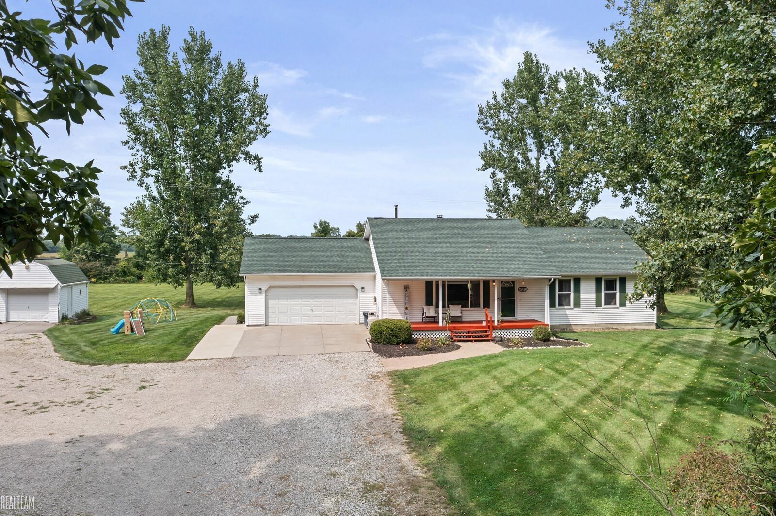 15450 Hunt Road Allenton, MI 48002 - Photo 1 of 35 50173076-44c34e20-1341-4dcc-bb32-888cdd5910df.JPG