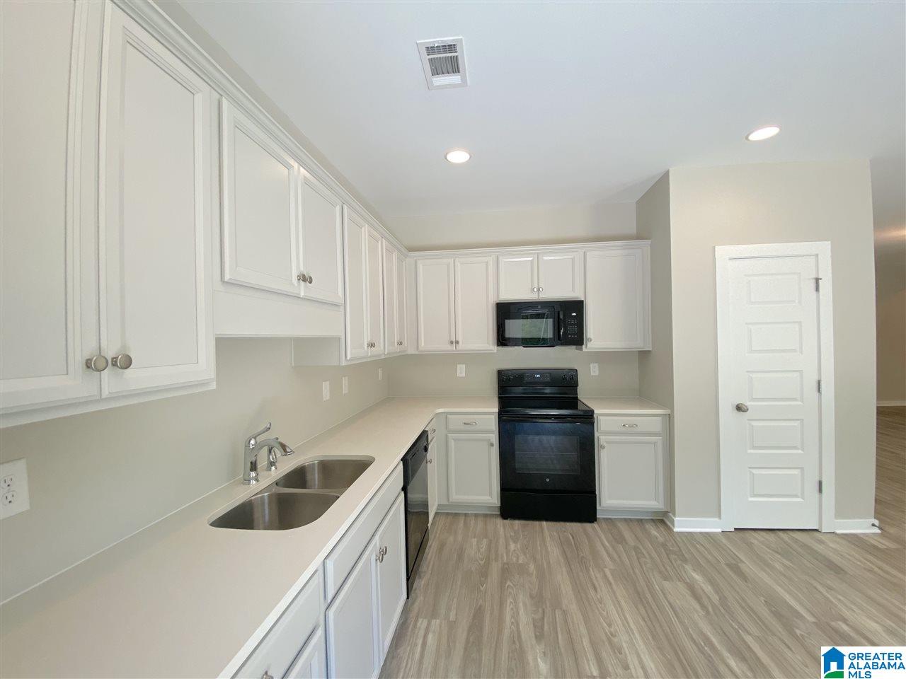 102 Ballington Way Clanton, AL 35045 - Photo 9 of 22