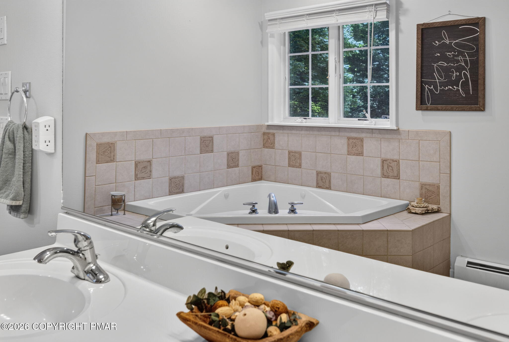 539 Pheasant Road Saylorsburg, PA 18353 - Photo 50 of 59 primary bath