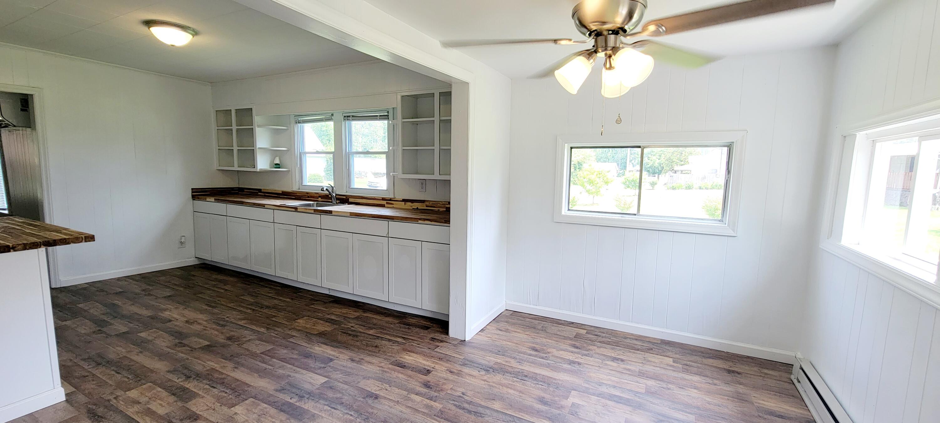 172 Spring Street Hampton, TN 37658 - Photo 12 of 19 20230629_120624