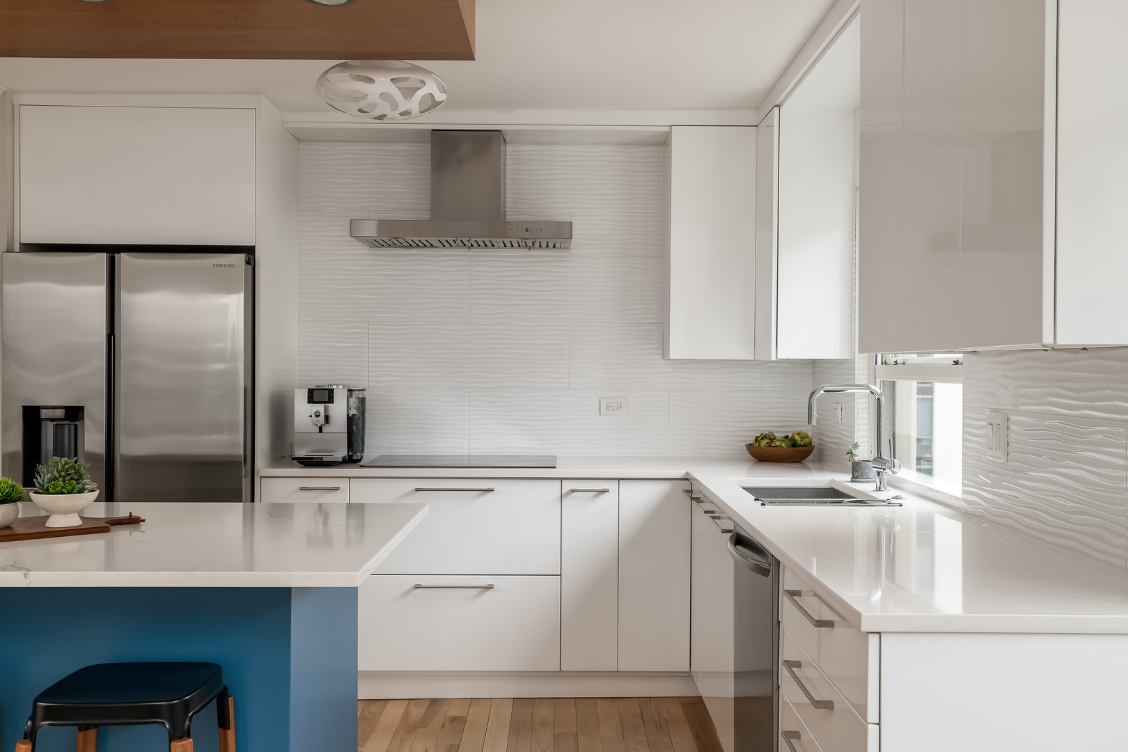 1313 North Ritchie Court, Unit 1005 Chicago, IL 60610 - Photo 4 of 30