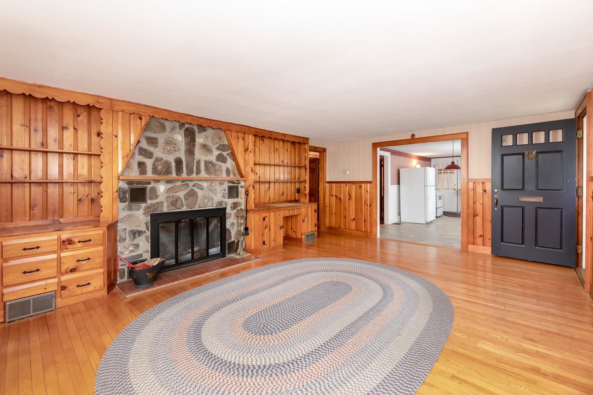36 Lafayette Street Laconia, NH 03246 - Photo 16 of 37