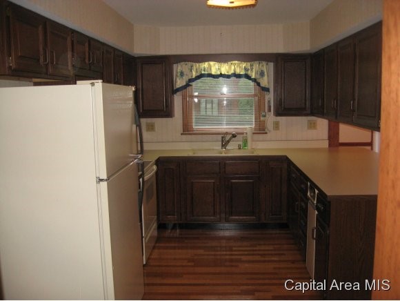 4 Bridge Terrace Springfield, IL 62704 - Photo 8 of 24