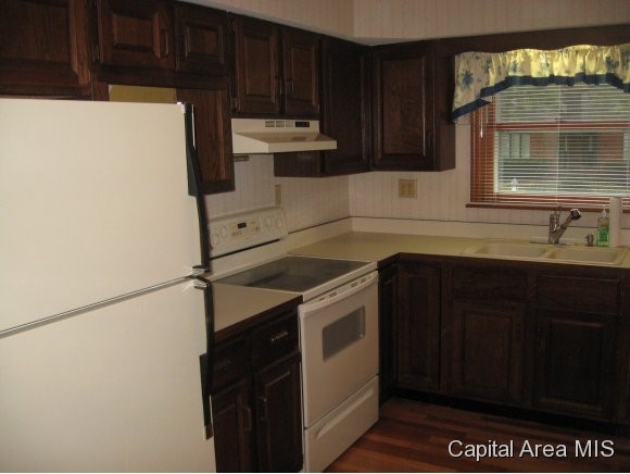4 Bridge Terrace Springfield, IL 62704 - Photo 9 of 24
