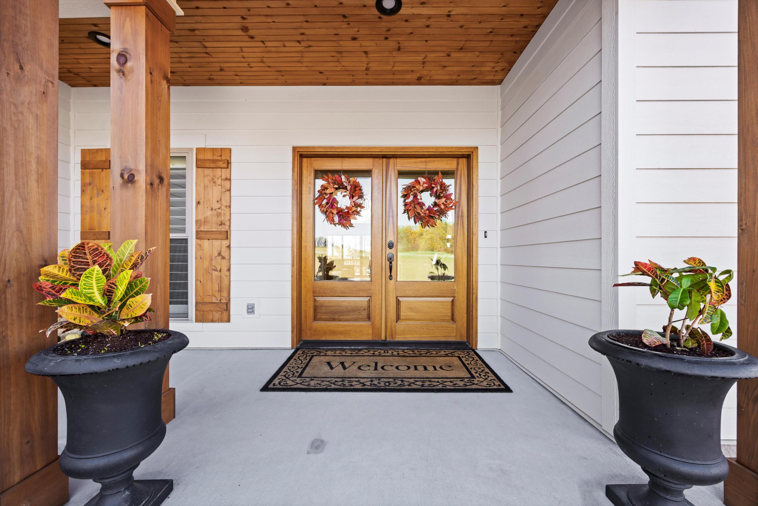 126 Bobcat Trail Jasper, TN 37347 - Photo 4 of 46 Front Porch