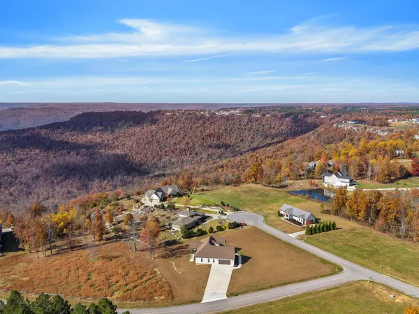 $840,000 | 126 Bobcat Trail, Jasper, TN 37347