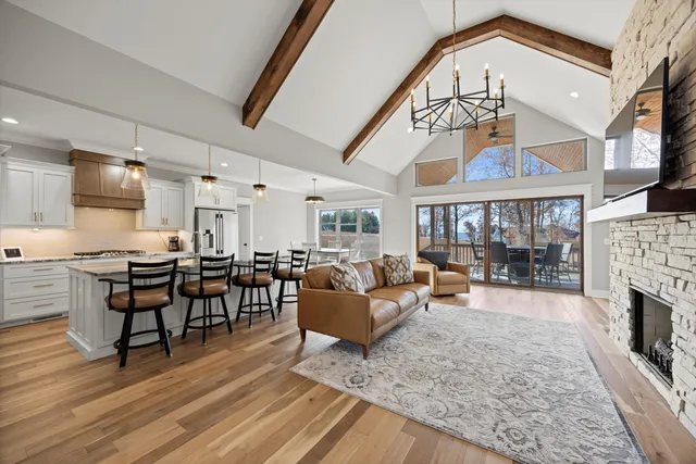 $885,000 | 126 Bobcat Trail, Jasper, TN 37347