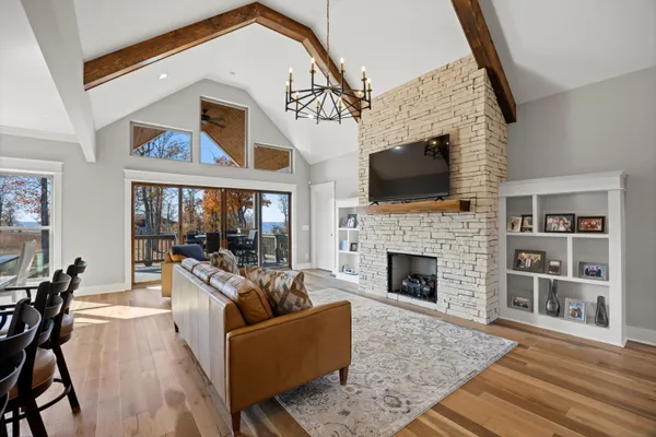 $840,000 | 126 Bobcat Trail, Jasper, TN 37347