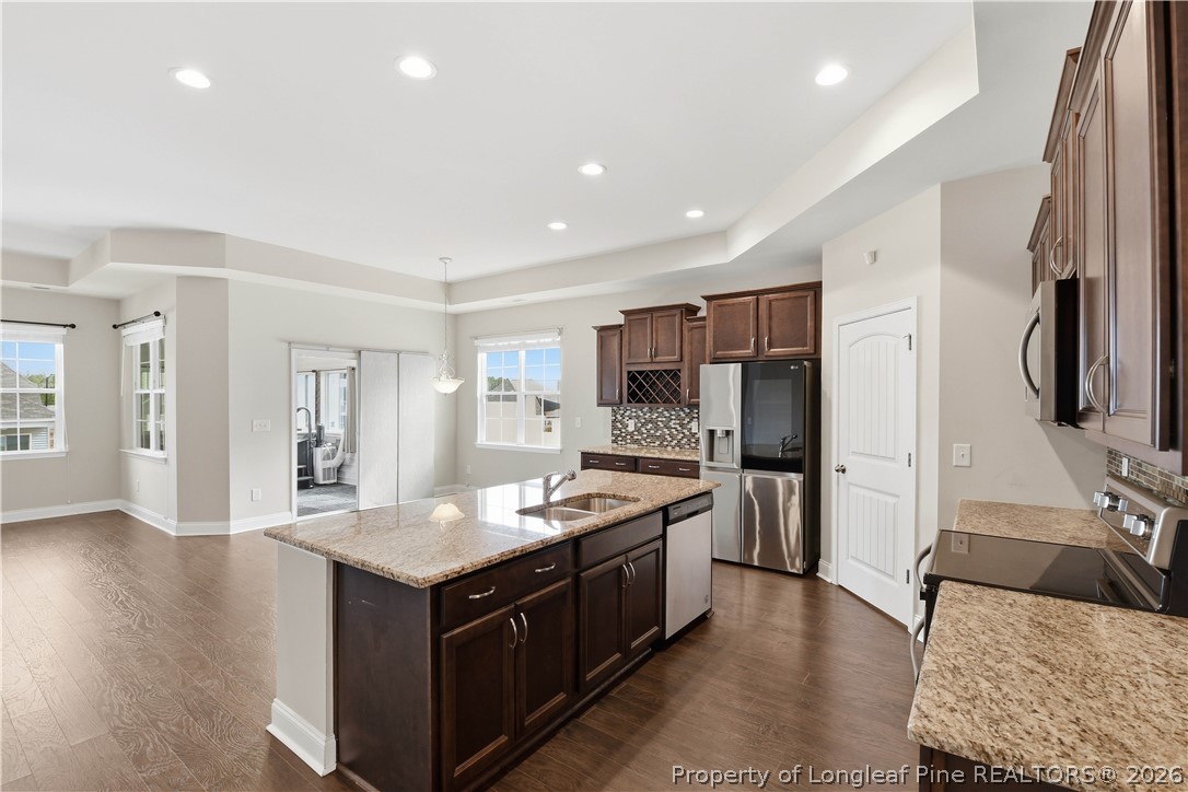 414 Longthorpe Road Fayetteville, NC 28311 - Photo 5 of 35