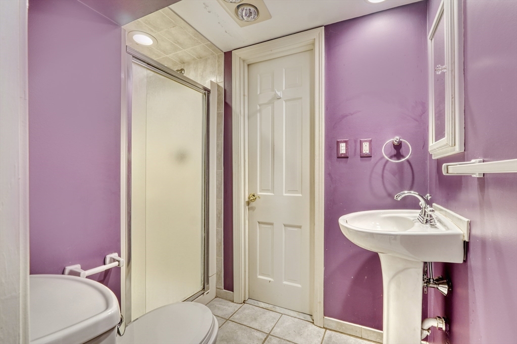 46 Country Club Road Melrose, MA 02176 - Photo 31 of 41