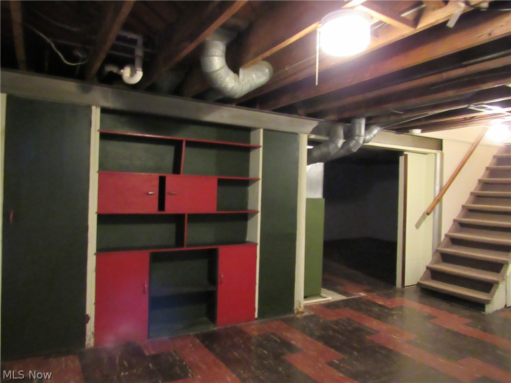 5174 Bridgewater Road Cleveland, OH 44124 - Photo 15 of 21 Gallery Image 15
