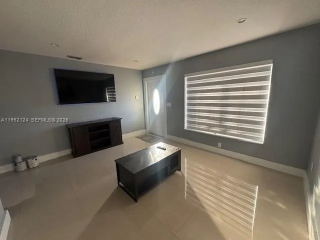 $2,850 | 5615 Northwest 176th Street, Unit 5615, Miami Gardens, FL 33055