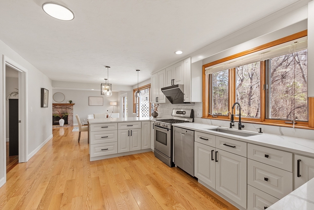 933 Liberty Square Road Boxborough, MA 01719 - Photo 13 of 42