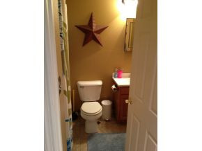 6901 Redwine Road Wise, VA 24293 - Photo 17 of 24 Bathroom