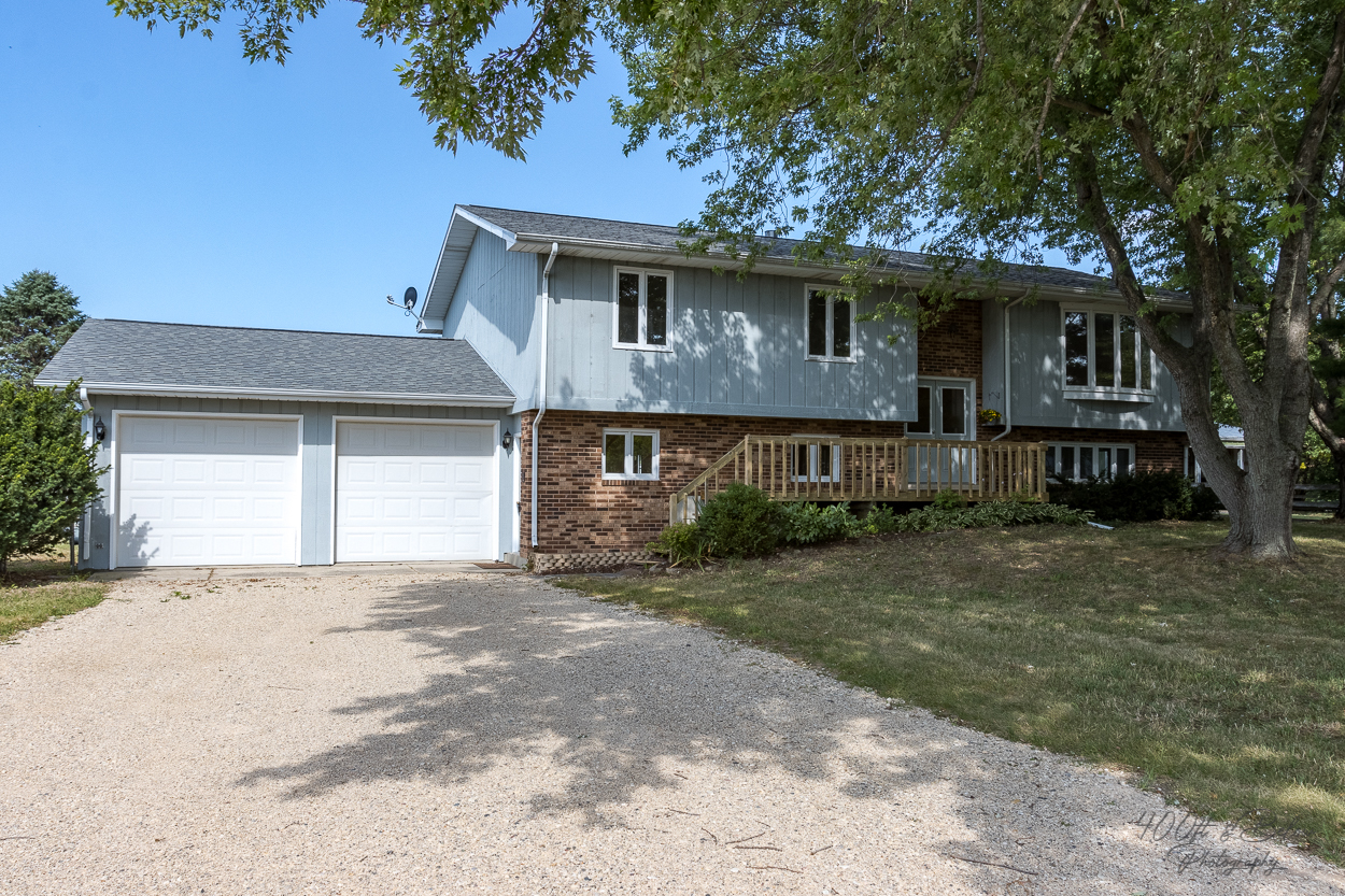 8701 Clark Road Richmond, IL 60071 - Photo 1 of 28