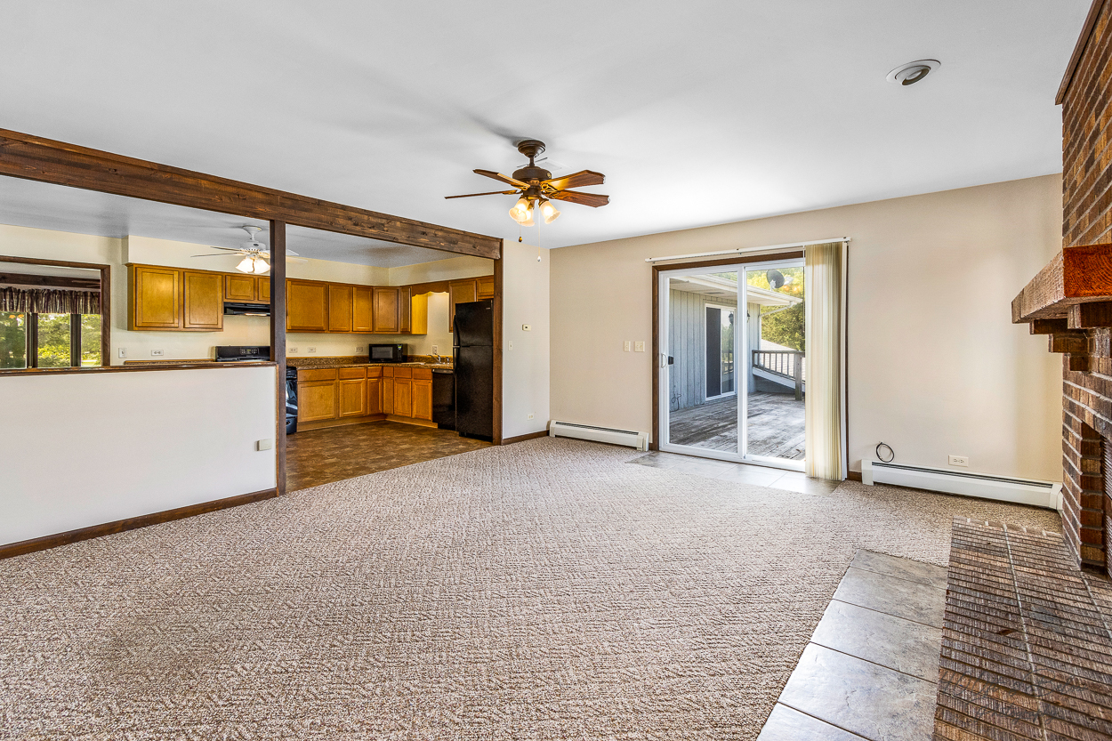 8701 Clark Road Richmond, IL 60071 - Photo 8 of 28