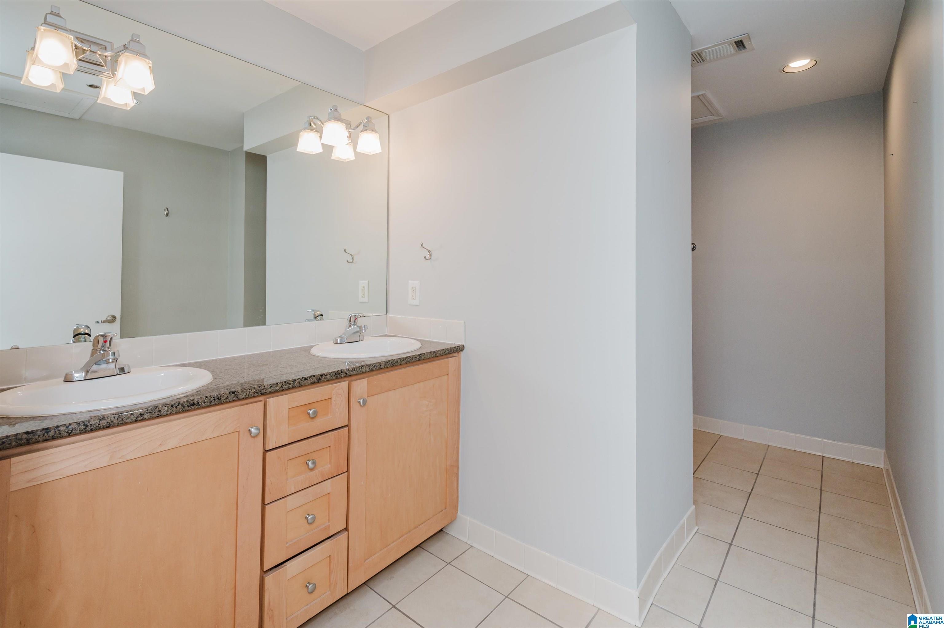 2008 3rd Avenue South, Unit 2A Birmingham, AL 35233 - Photo 27 of 31