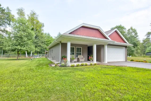 $399,900 | N7445 Dutch Rush Run, Crivitz, WI 54114