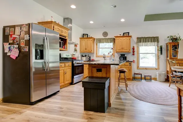 $399,900 | N7445 Dutch Rush Run, Crivitz, WI 54114