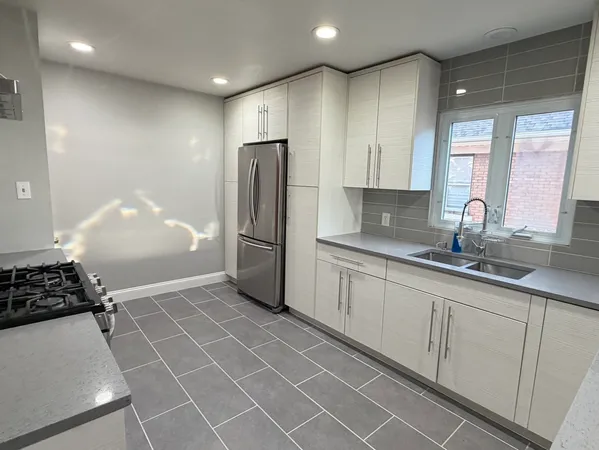 $2,650 | 1014 Clement Street, Joliet, IL 60435