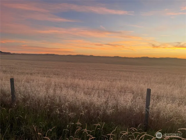 a view of an mountain