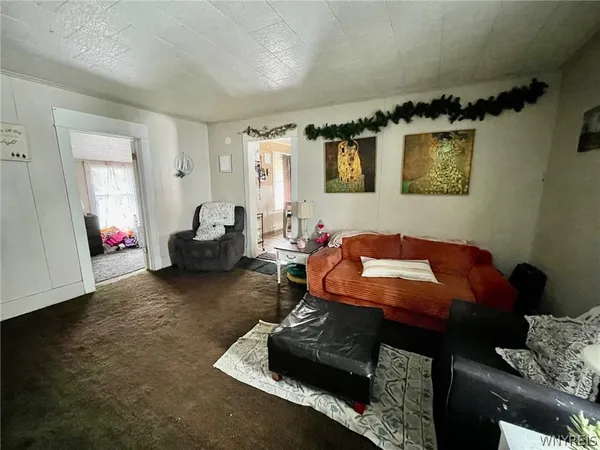 $189,900 | 247 Clinton Street, Lockport City, NY 14094