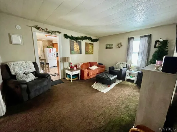 $189,900 | 247 Clinton Street, Lockport City, NY 14094