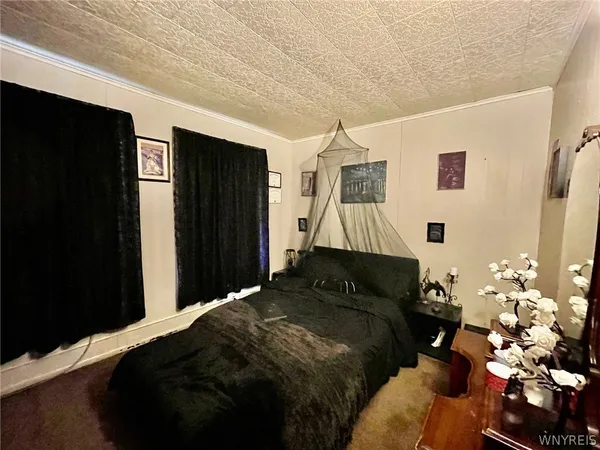$189,900 | 247 Clinton Street, Lockport City, NY 14094