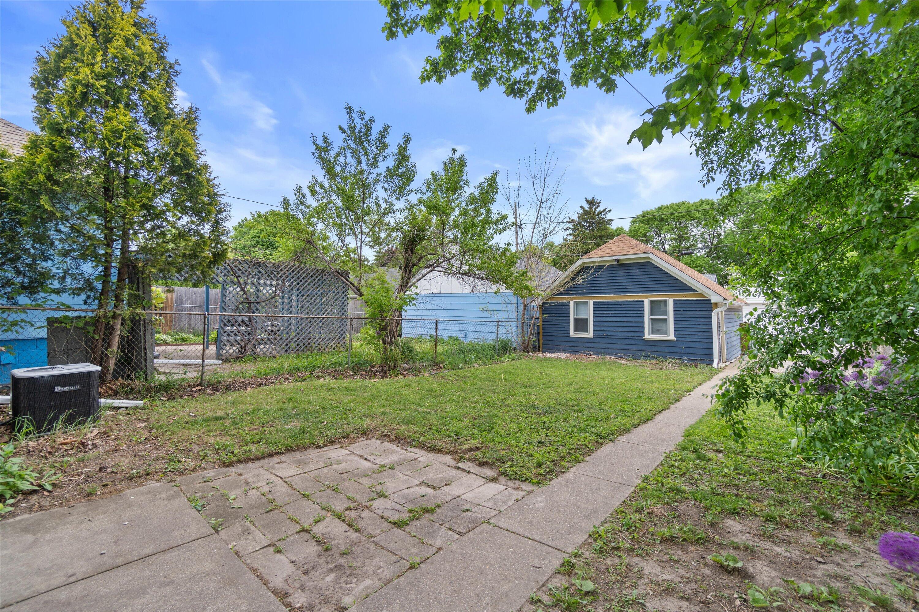 616 South 61st Street Milwaukee, WI 53214 - Photo 26 of 31 30-DSC03667