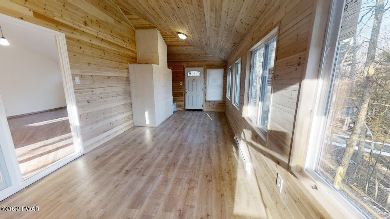 124 Locust Road Dingmans Ferry, PA 18328 - Photo 4 of 23