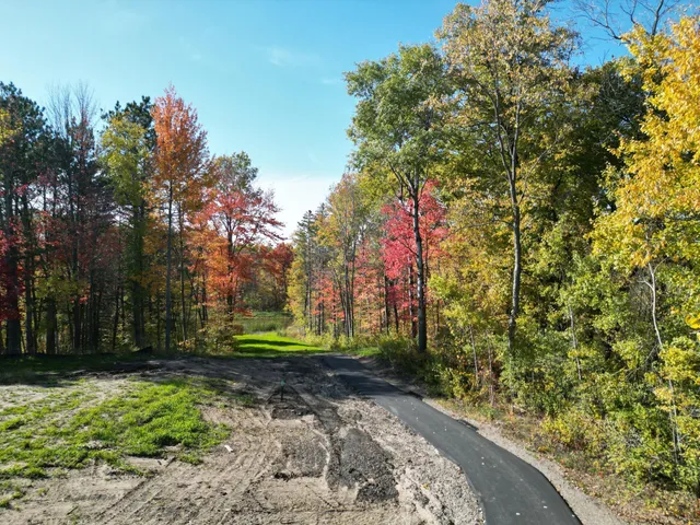 $859,900 | 10036 211th Street North, Forest Lake, MN 55025