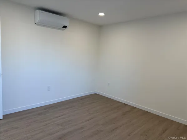 $1,700 | 5 Colonial Drive, Unit 1, Wappingers Falls, NY 12590