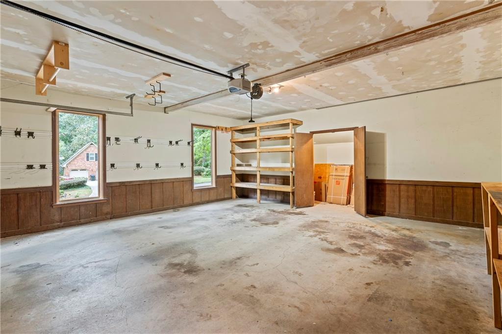 7632 Auden Trail Atlanta, GA 30350 - Photo 14 of 46