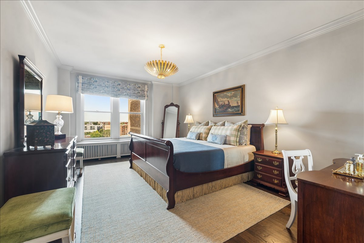 3100 North Sheridan Road, Unit 10E Chicago, IL 60657 - Photo 23 of 41 Gallery Image 23
