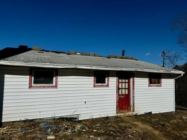 5588 Nunn Hollow Road Hiwassee, VA 24347 - Photo 14 of 16 a view of a house with a patio