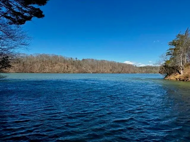 $299,000 | 5588 Nunn Hollow Road, Hiwassee, VA 24347