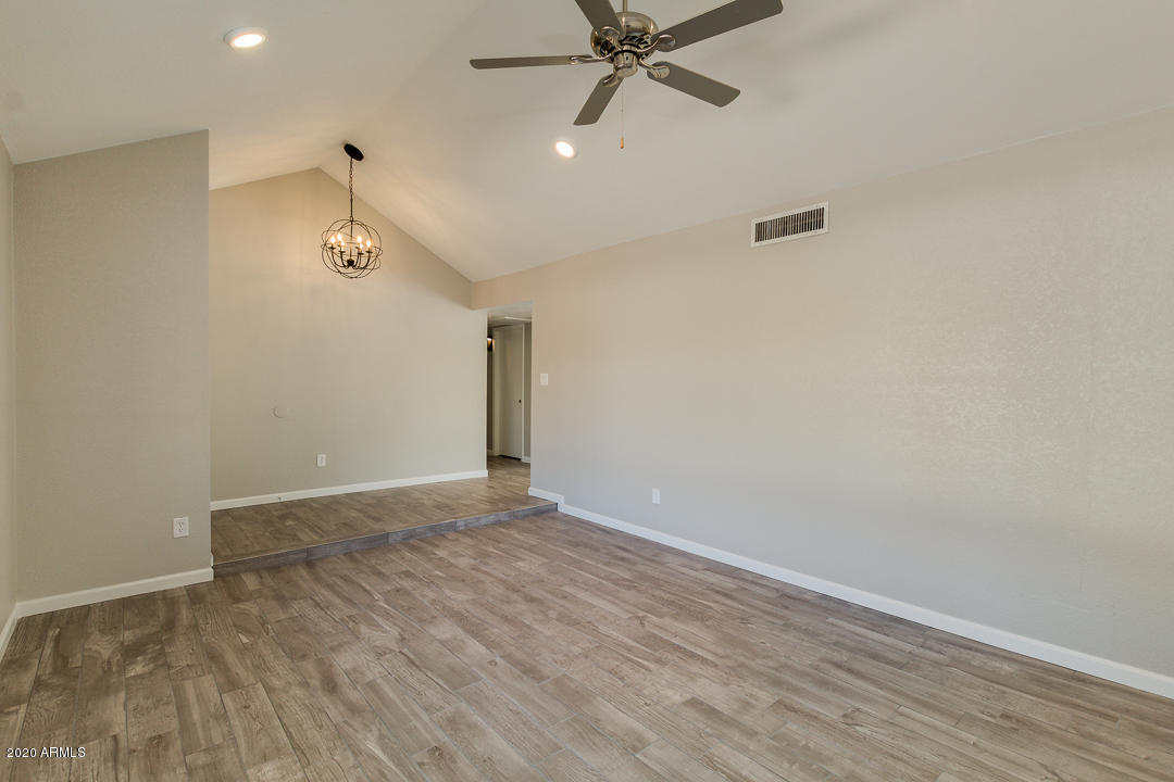 3747 East Wethersfield Road Phoenix, AZ 85032 - Photo 5 of 37 05-Wethersfield