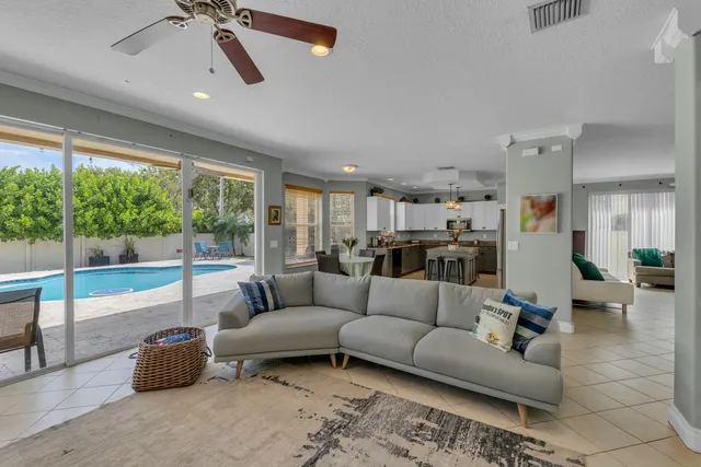 $795,000 | 9895 Shepard Place, Wellington, FL 33414