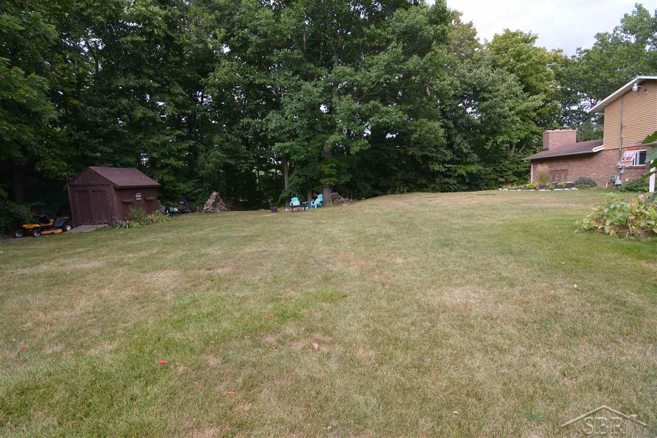 6460 North River Road Freeland, MI 48623 - Photo 40 of 42 31393012-39.JPG