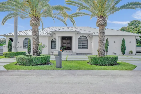 $2,700,000 | 2600 Southwest 128th Court, Miami, FL 33175