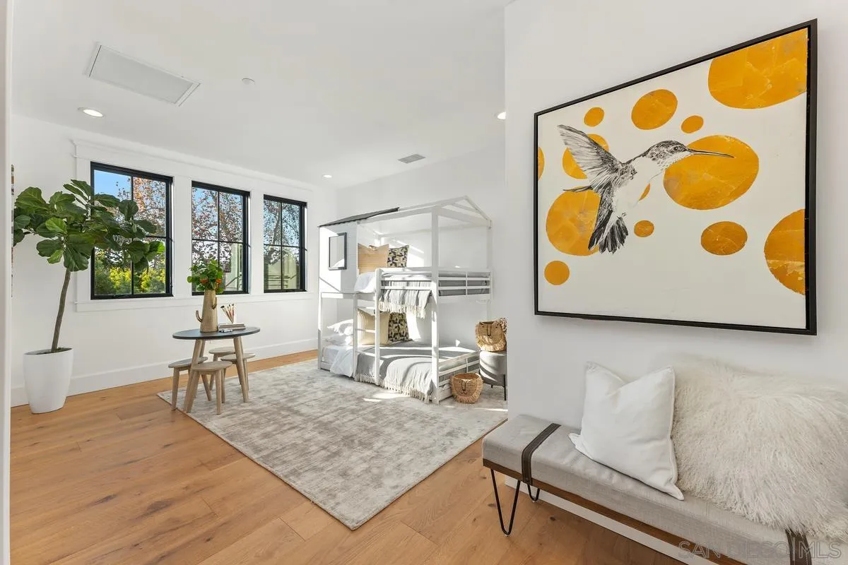 804 Hygeia Encinitas, CA 92024 - Photo 15 of 19