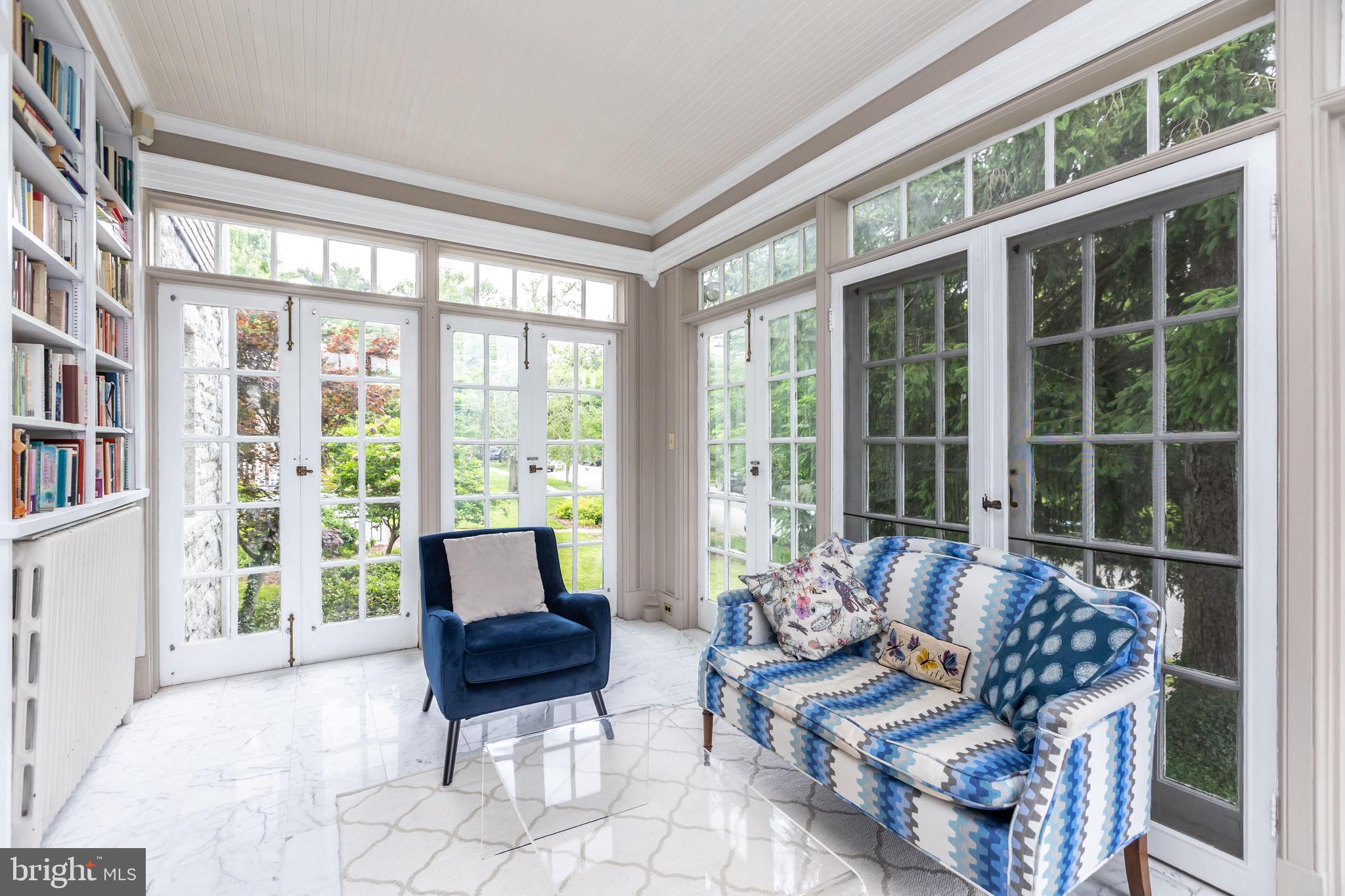 300 Woodlawn Road Baltimore, MD 21210 - Photo 14 of 76 Tons of natural light!