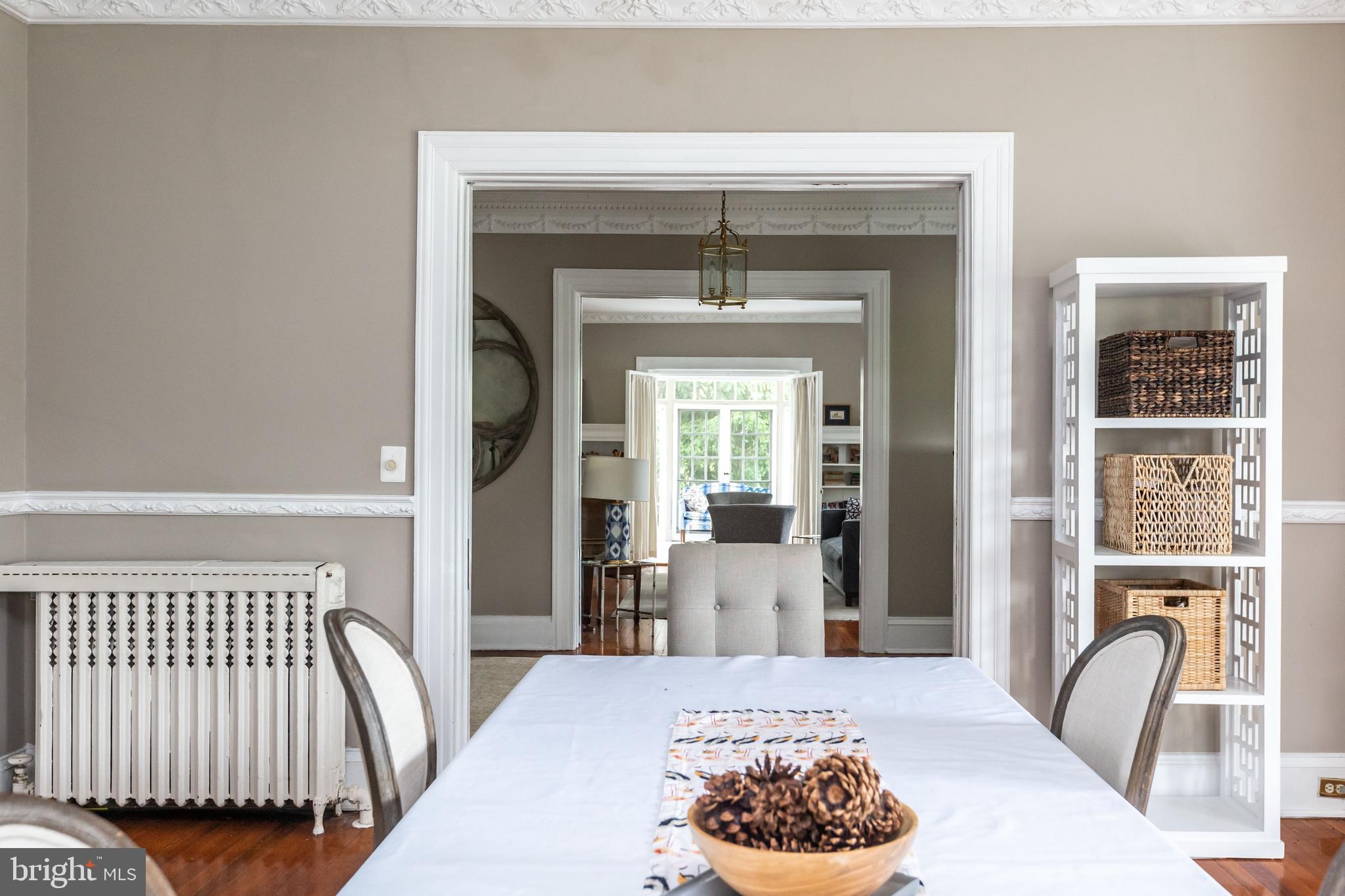 300 Woodlawn Road Baltimore, MD 21210 - Photo 16 of 76 Dining room
