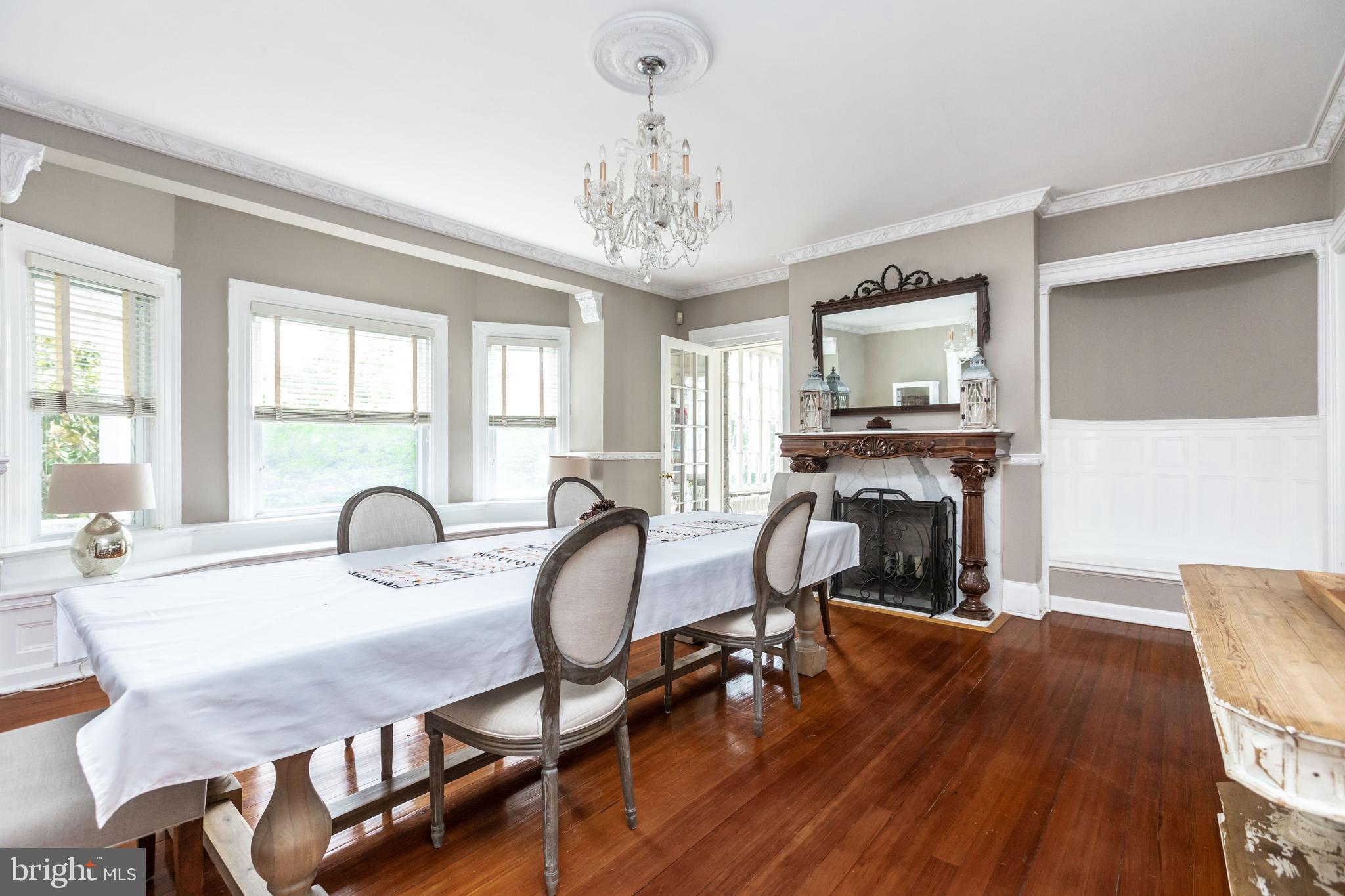 300 Woodlawn Road Baltimore, MD 21210 - Photo 17 of 76 Dining room