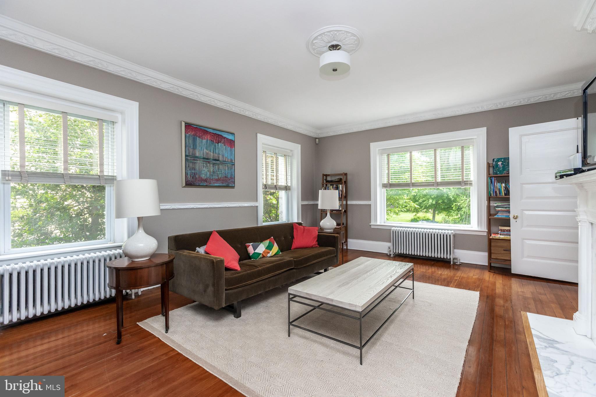 300 Woodlawn Road Baltimore, MD 21210 - Photo 22 of 76 Family room