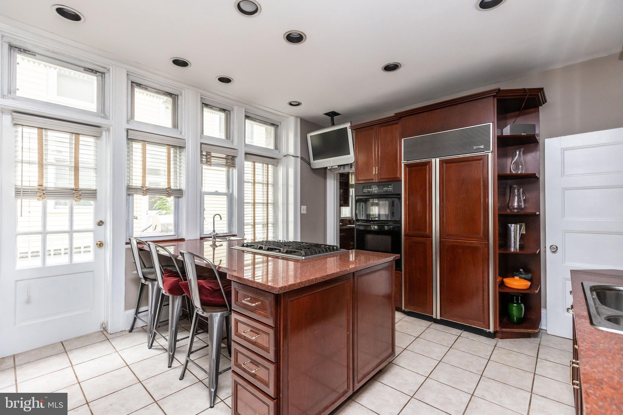 300 Woodlawn Road Baltimore, MD 21210 - Photo 27 of 76 Kitchen