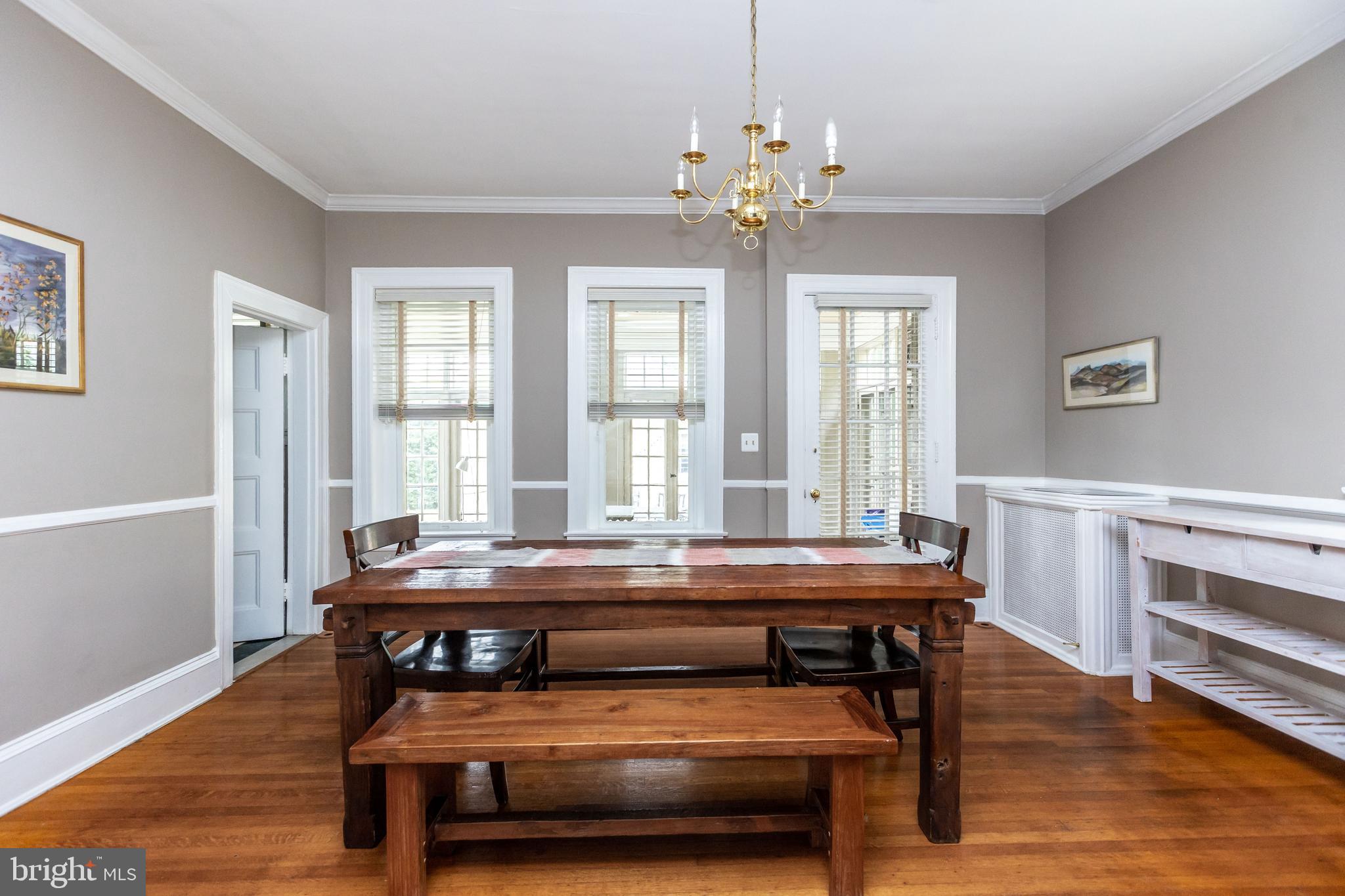 300 Woodlawn Road Baltimore, MD 21210 - Photo 34 of 76 Dining area