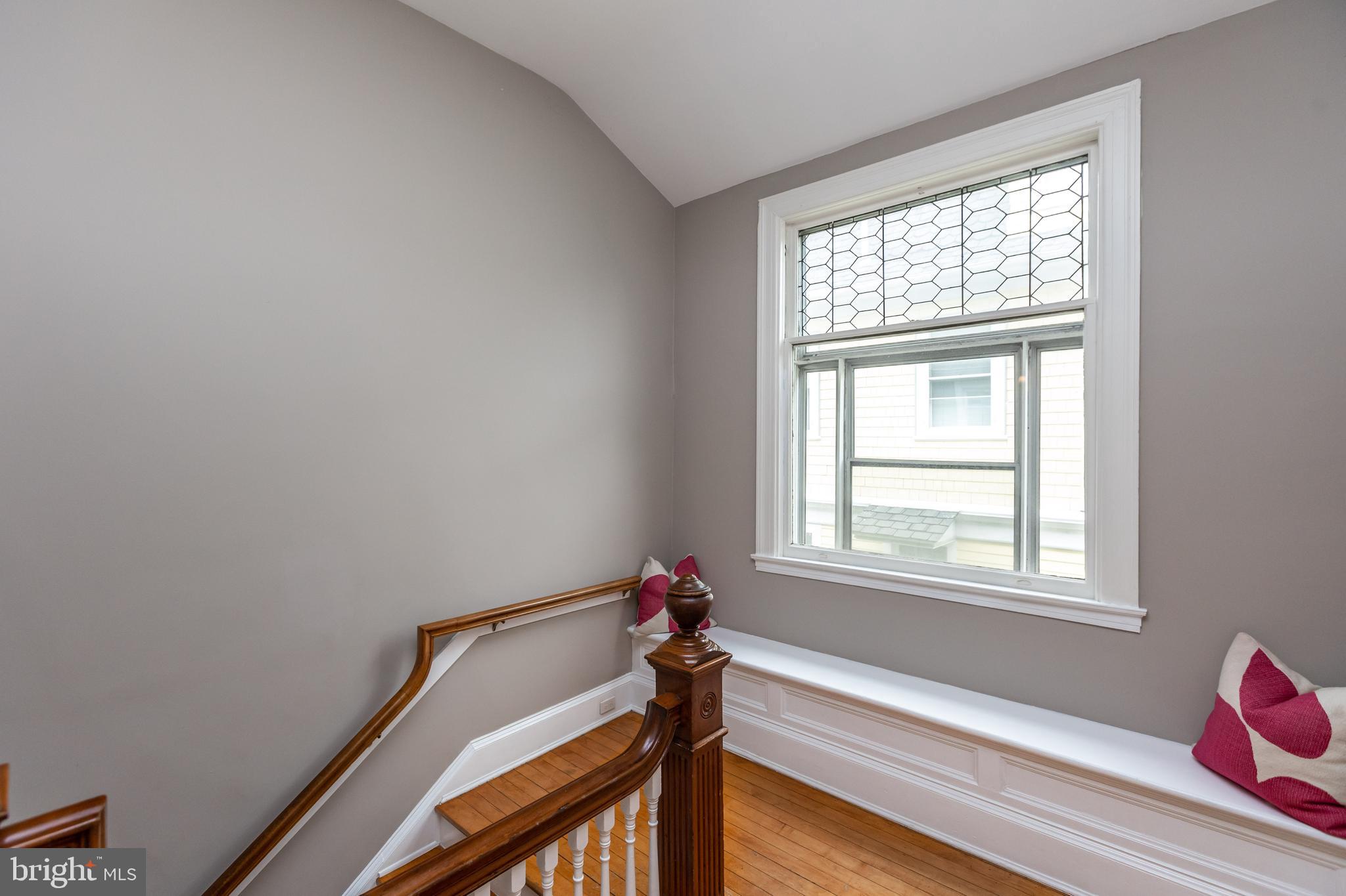 300 Woodlawn Road Baltimore, MD 21210 - Photo 37 of 76 Going up!