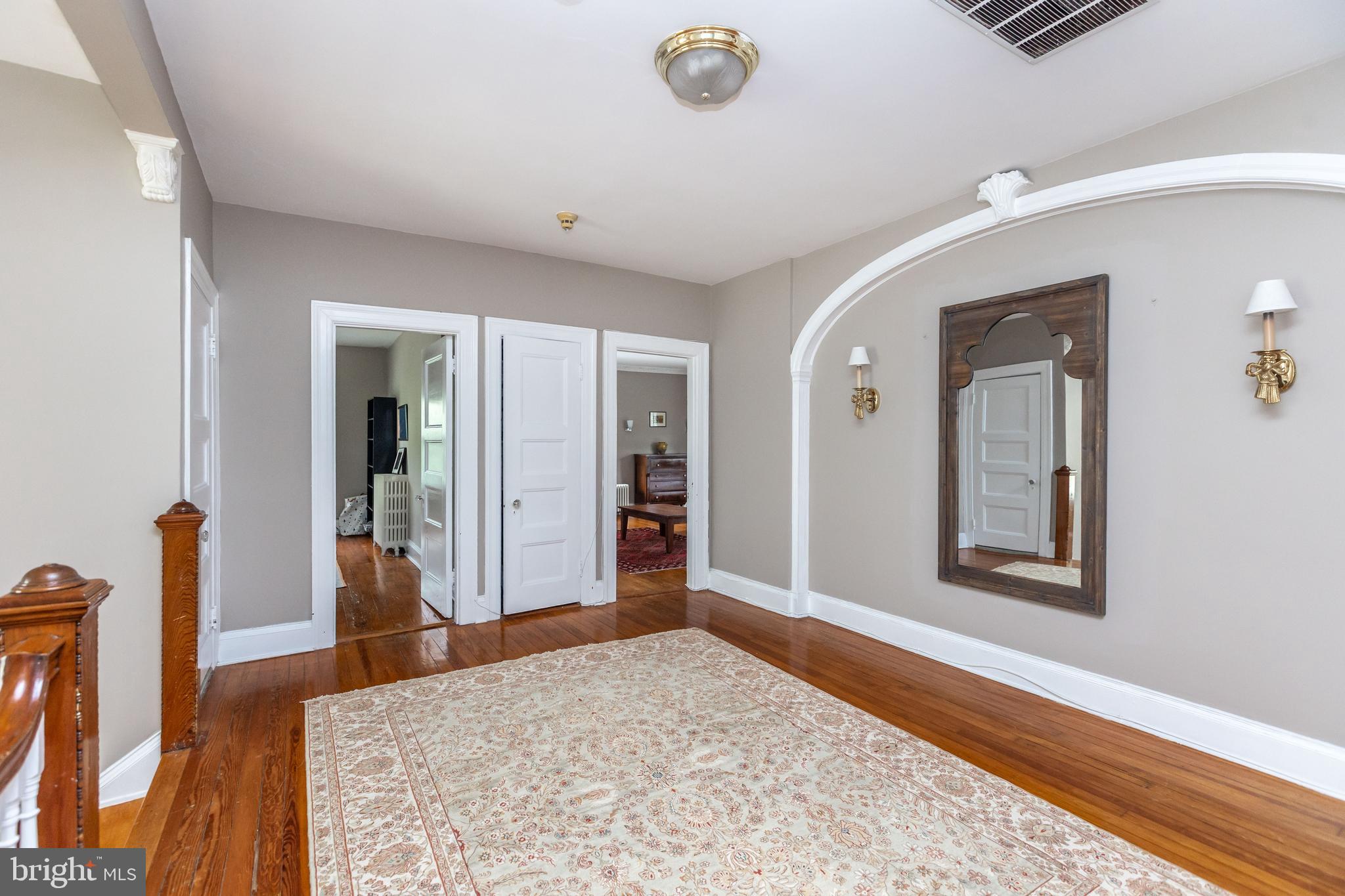300 Woodlawn Road Baltimore, MD 21210 - Photo 39 of 76 Upper 1 landing